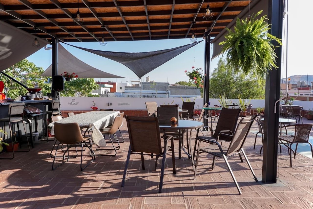 Larimar Gallery y Hotel Boutique