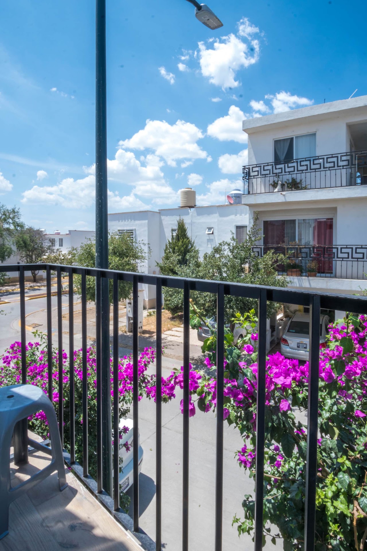 Athome: Casa Dorada
