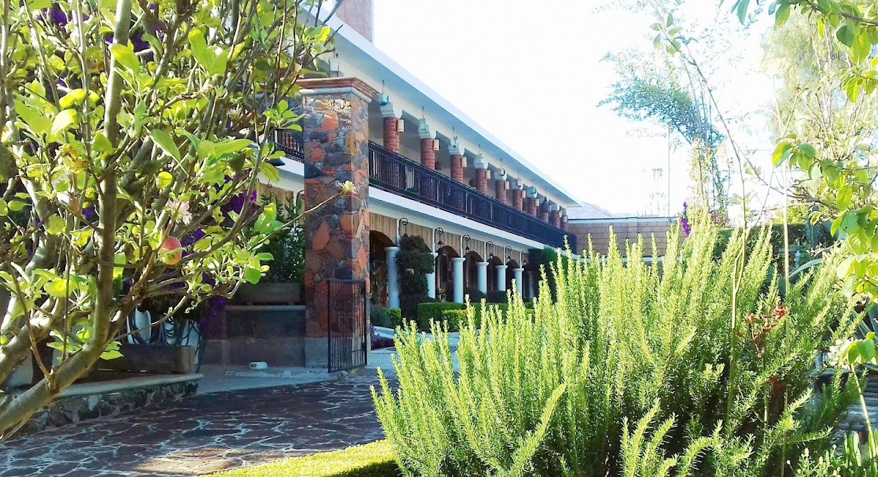 Hotel El Porton