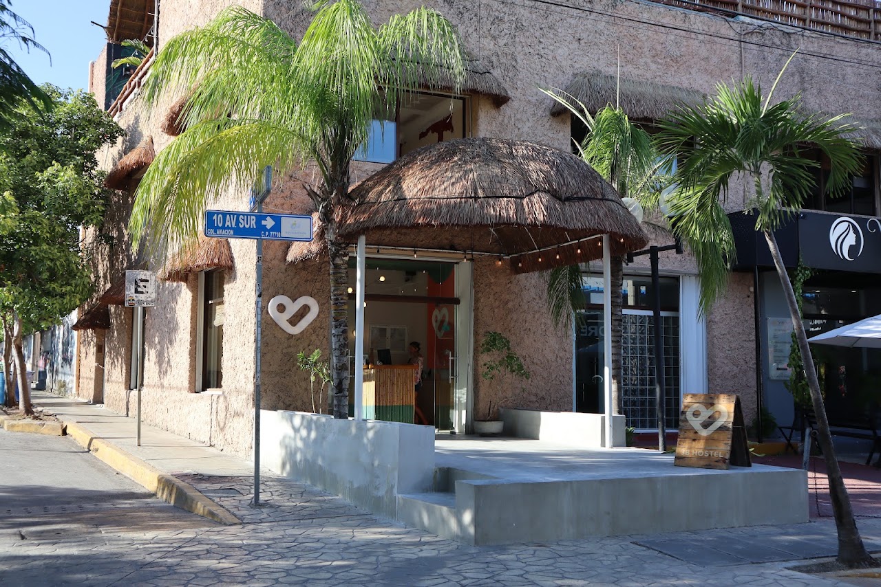 3B | Wellness Hotel & Hostel