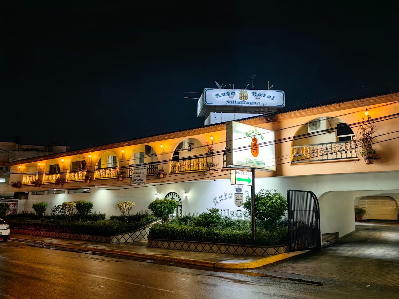 AUTO HOTEL VILLAMAGNA