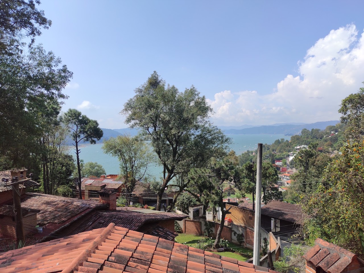 Suites en la Montaña Lakeview Suites & Boutique