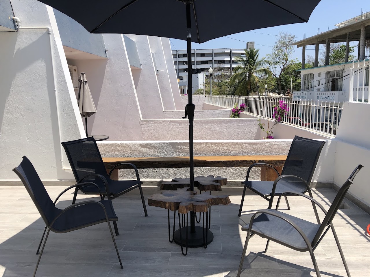 Hotel Azul Escondido