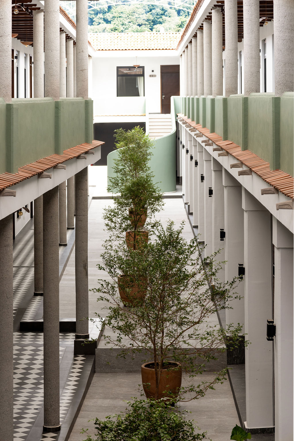 Hotel Aura