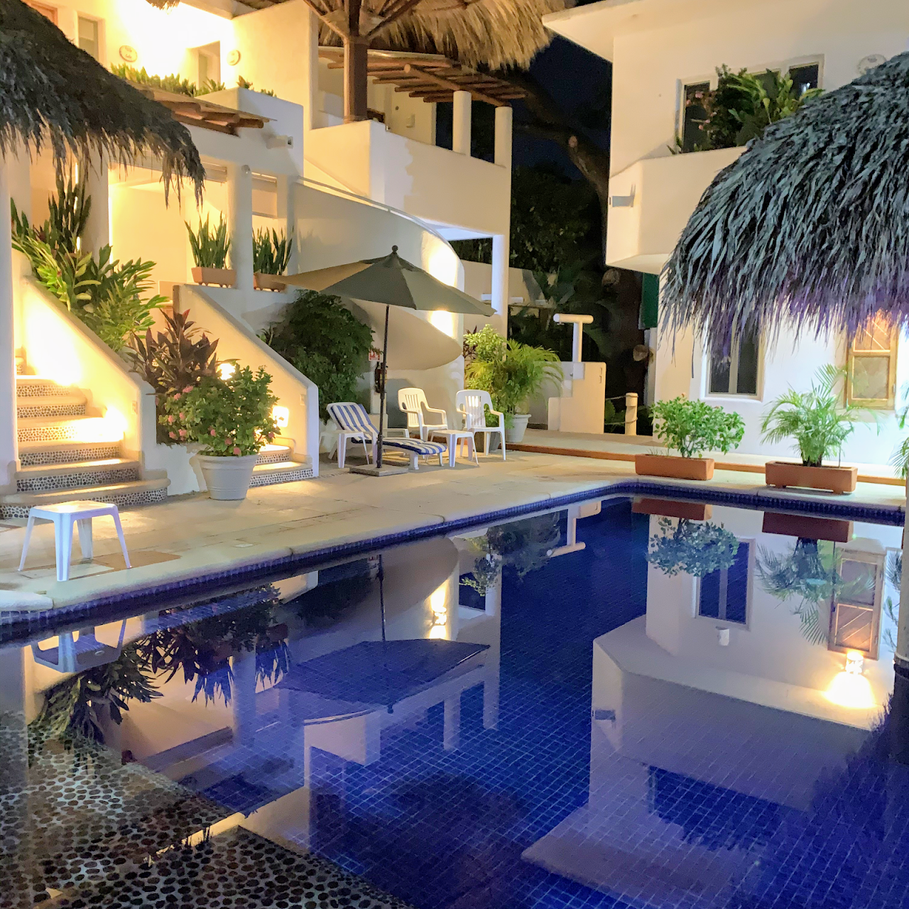 Villas Naomi Hotel