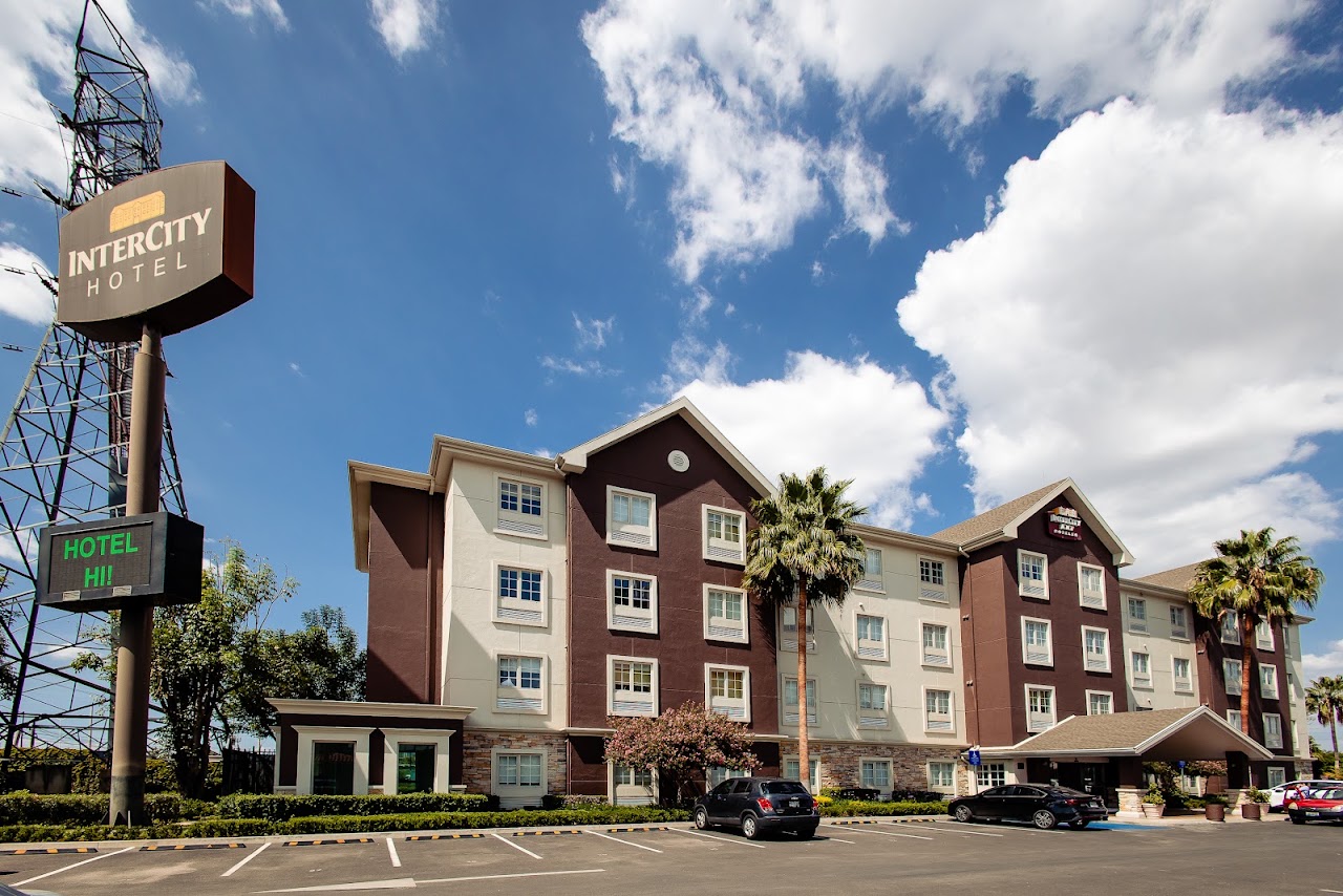 Hotel Intercity Zapopan $999.00
