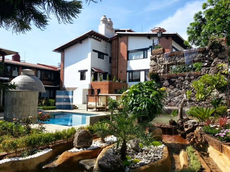 La Capilla Hotel